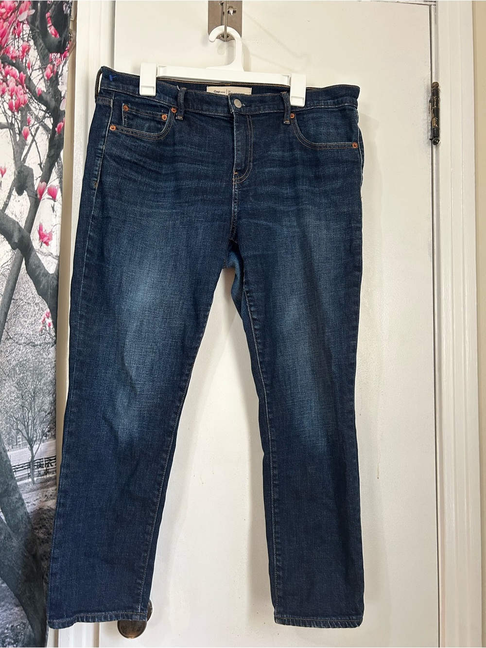 GAP Women's Medium/Dark Blue Straight-Leg Jeans